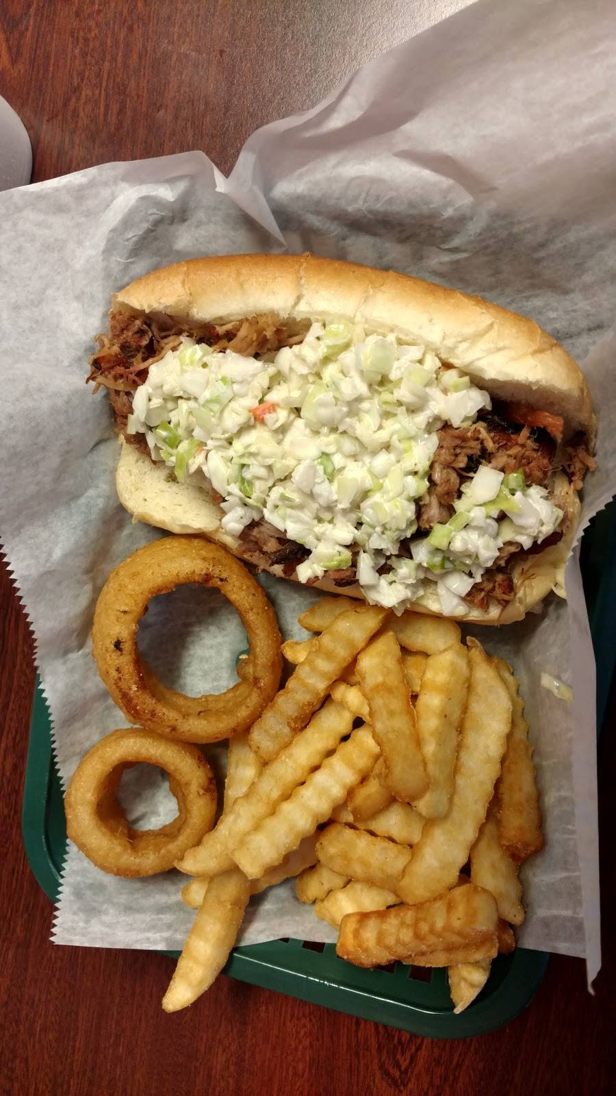 Smokin PO Boys BBQ | restaurant | 67 W Athens St, Winder, GA 30680, USA | 6784259374 OR +1 678-425-9374