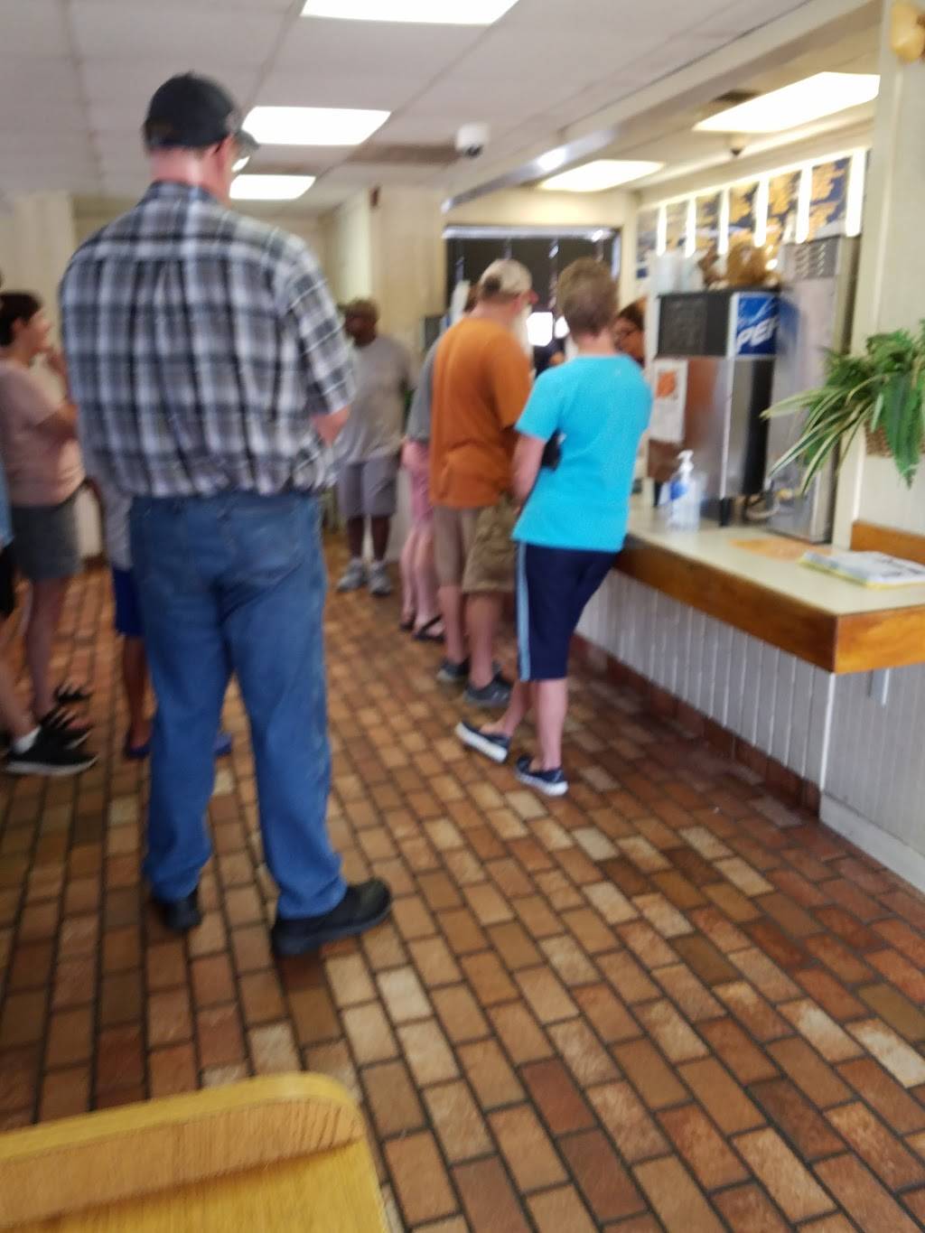 Twin Palmetto Fine Food | restaurant | 326 Hillcrest Dr, Laurens, SC 29360, USA | 8649846800 OR +1 864-984-6800