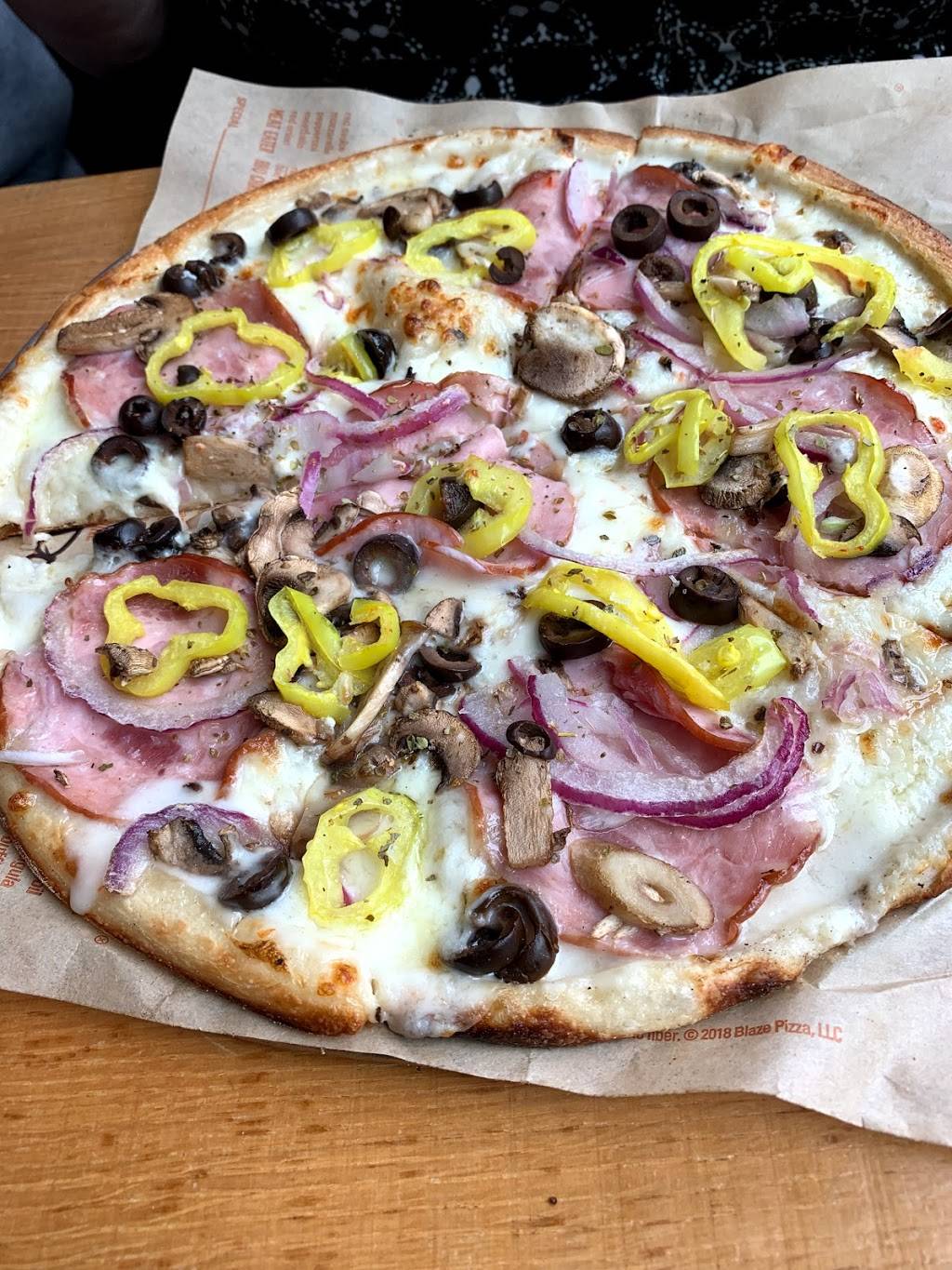 Blaze Pizza | meal takeaway | 300 W Martin Luther King Jr Pkwy, Des Moines, IA 50309, USA | 5155181393 OR +1 515-518-1393