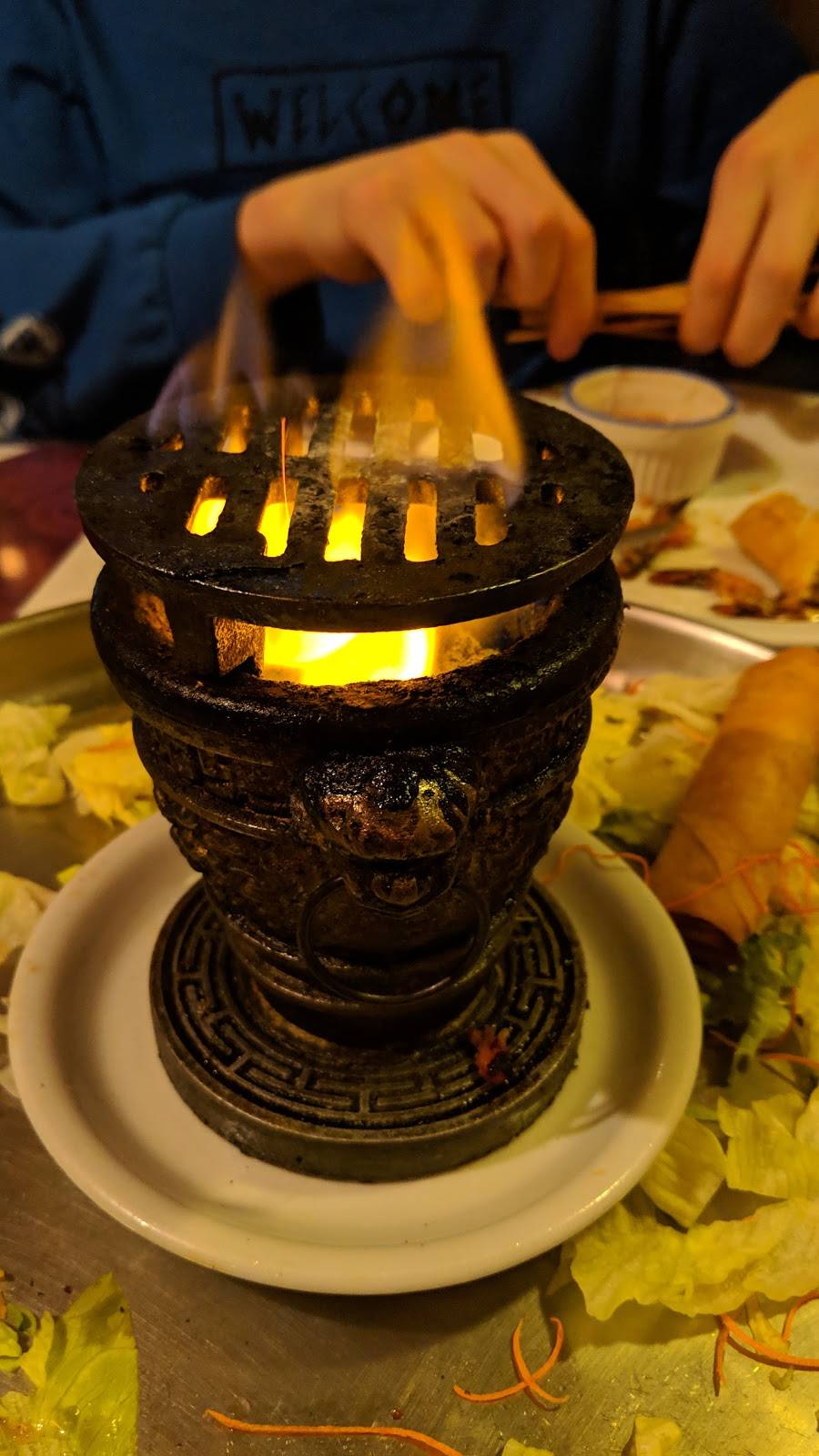 Le Palais Thai | restaurant | 2069 Rte Marie-Victorin, Varennes, QC J3X 1R3, Canada | 4509292279 OR +1 450-929-2279