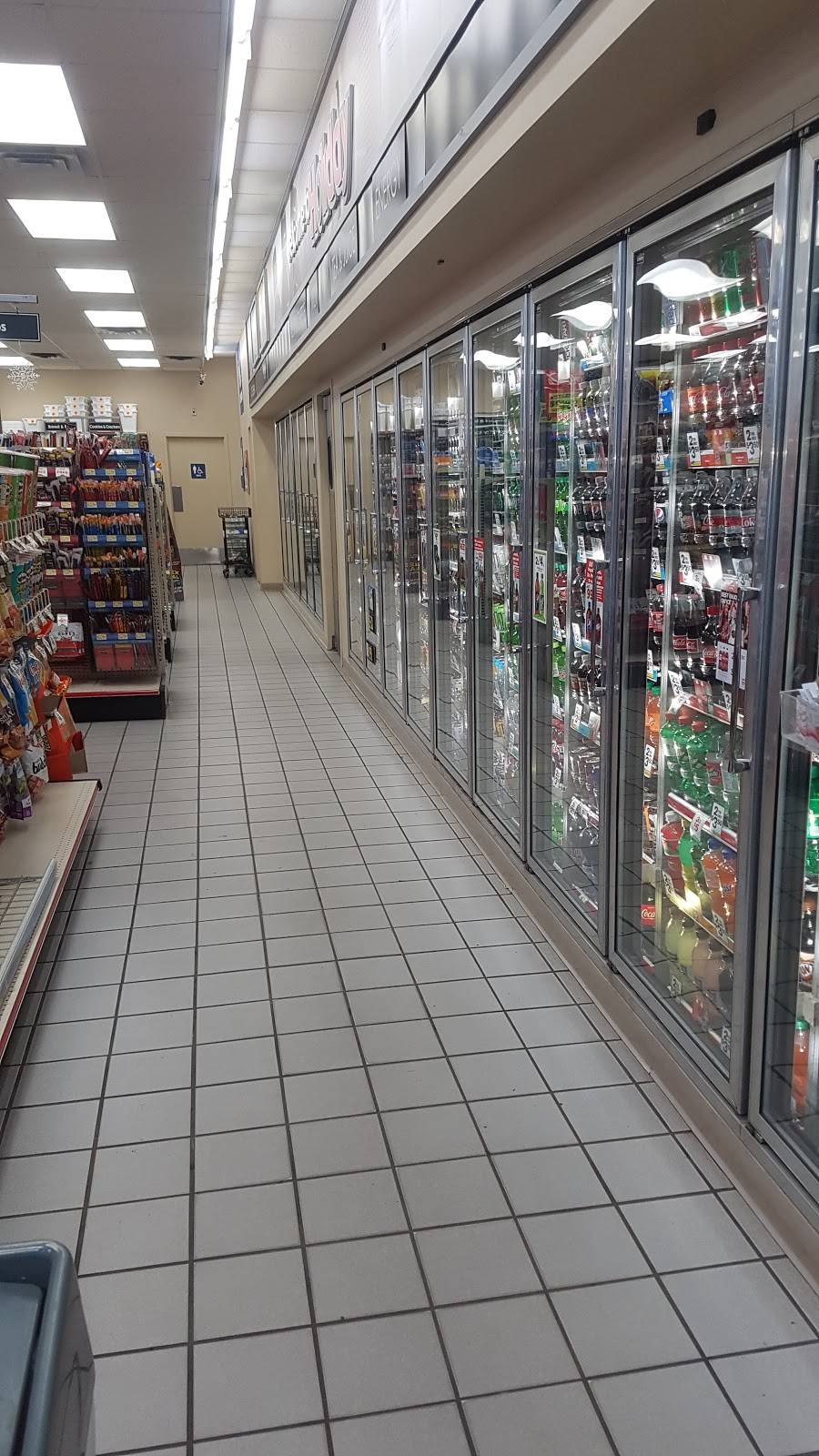 Holiday Stationstores | cafe | 1015 MN-24, Clearwater, MN 55320, USA | 3205582568 OR +1 320-558-2568