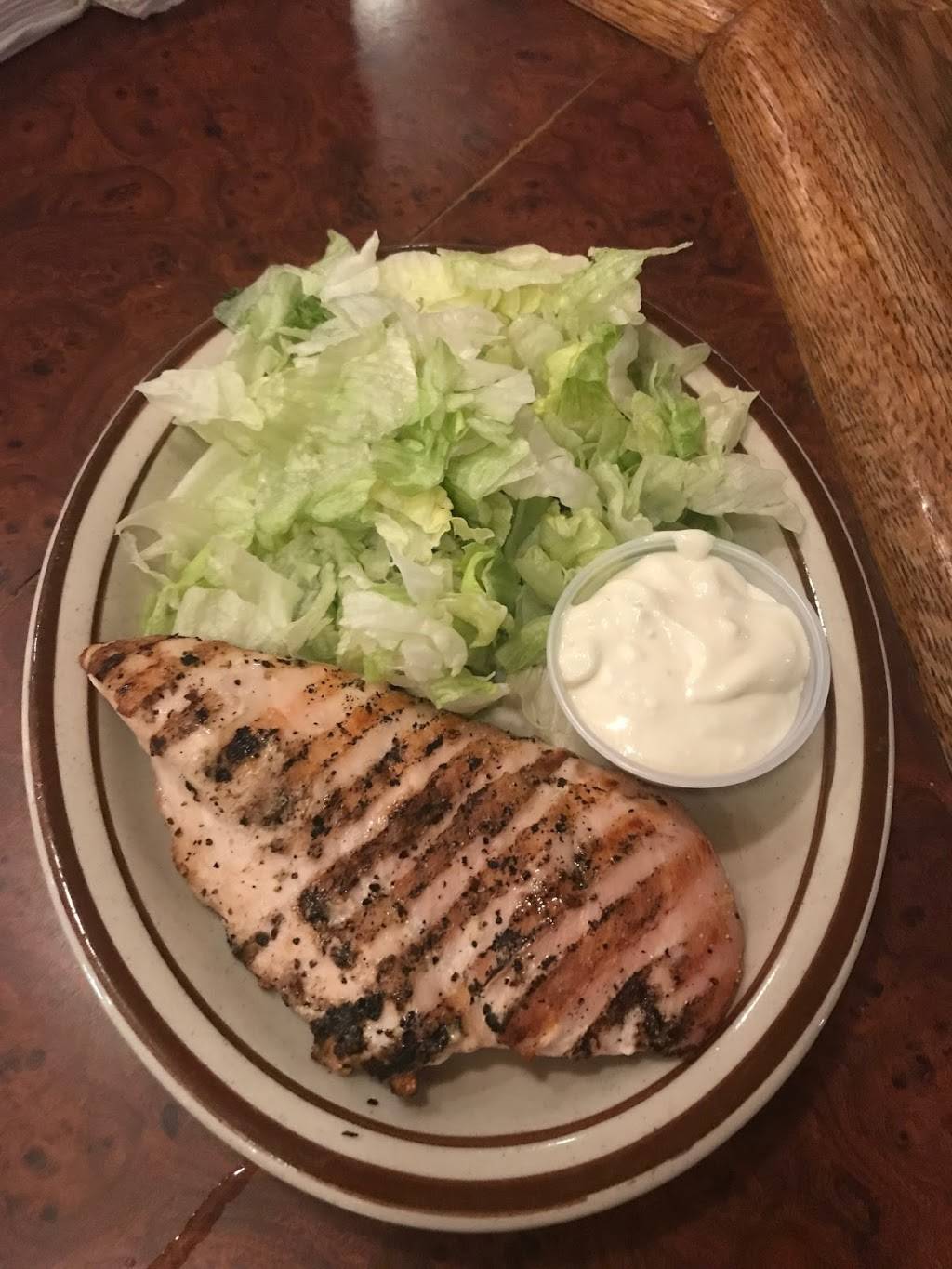 Barrel Bar | restaurant | 1200 E South St, Hastings, NE 68901, USA | 4024639158 OR +1 402-463-9158