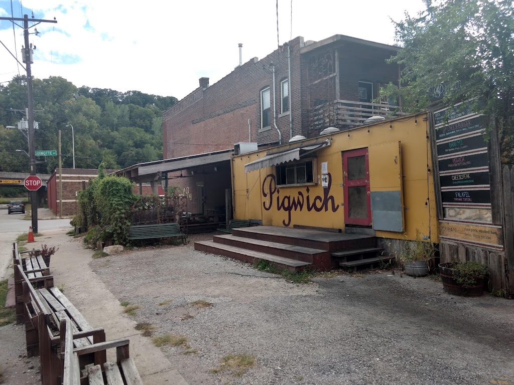Pigwich | meal takeaway | 20 E 5th St, Kansas City, MO 64106, USA | 8162001639 OR +1 816-200-1639
