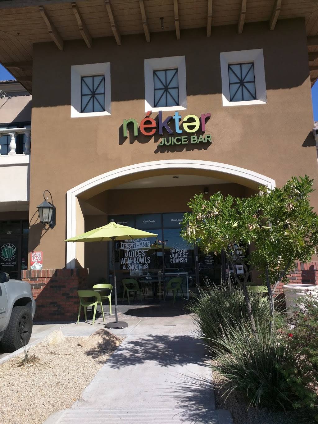 Nekter Juice Bar | cafe | 4340 E Indian School Rd Ste. 19, Phoenix, AZ 85018, USA | 6028338008 OR +1 602-833-8008