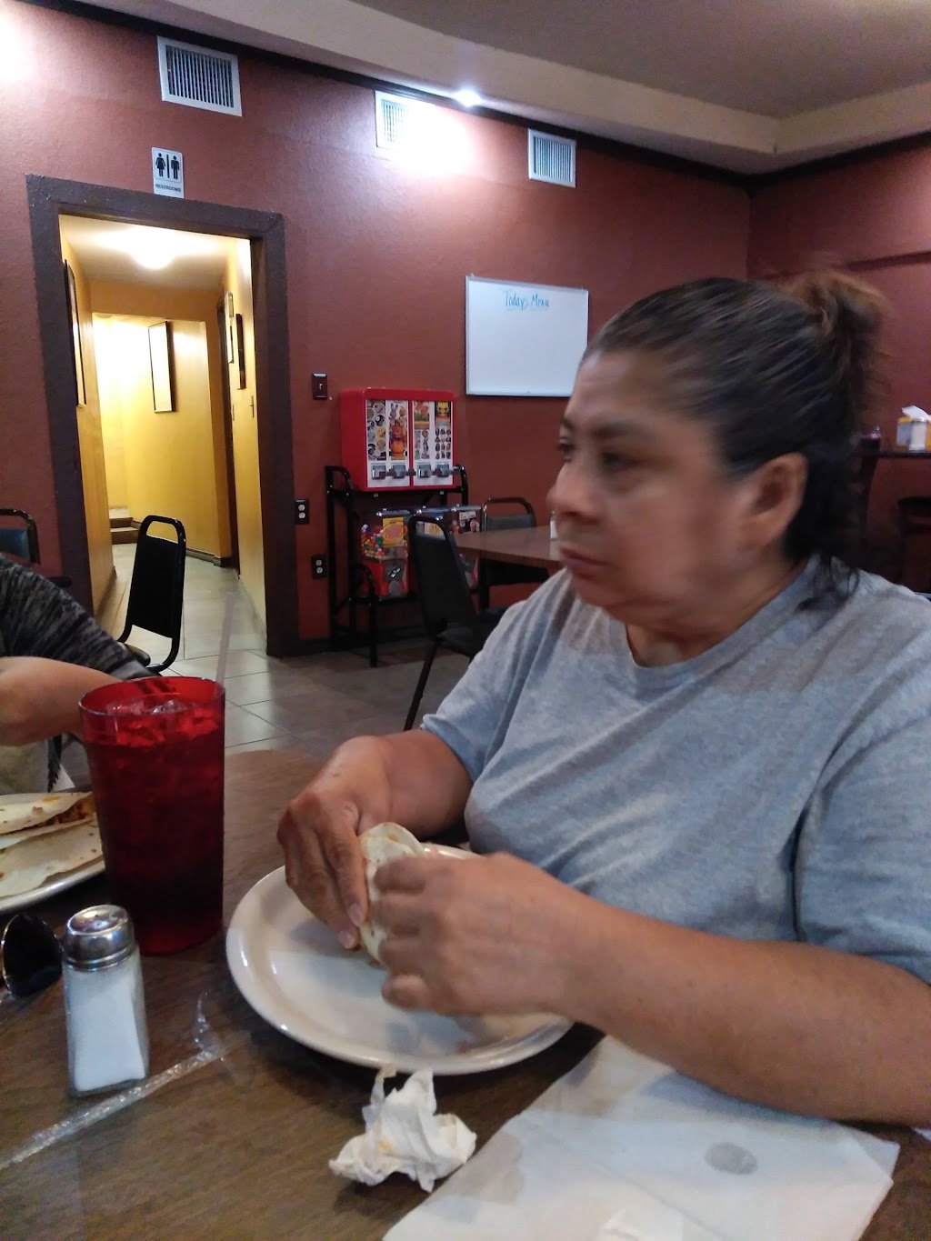 Kevins Cafe | cafe | 504 E Zavala St, Crystal City, TX 78839, USA | 8303749127 OR +1 830-374-9127