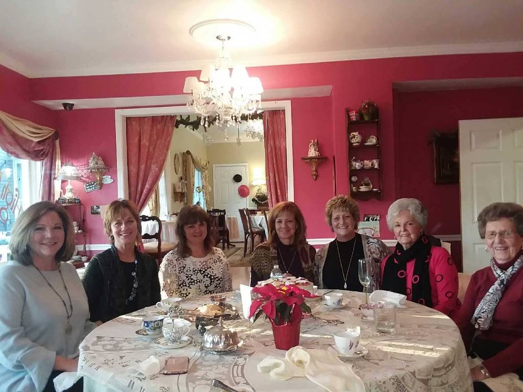 High Tea With Gerri | restaurant | 144 Old McHenry Rd, Long Grove, IL 60047, USA | 8479481724 OR +1 847-948-1724