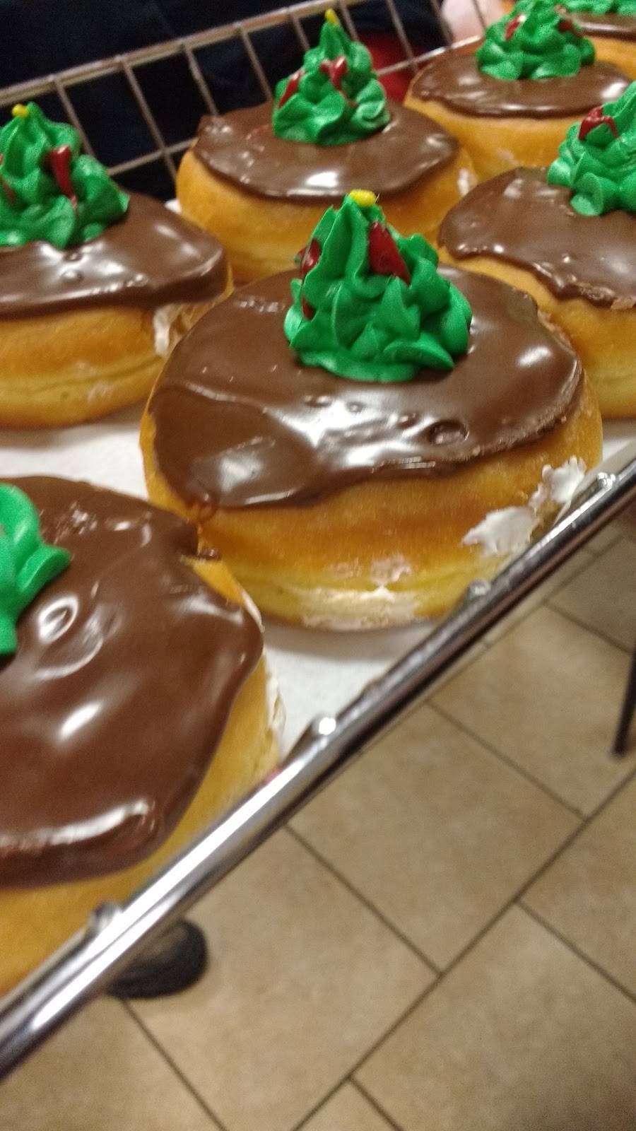 Dunkin | bakery | 350 W Morris St, Bath, NY 14810, USA | 6076225062 OR +1 607-622-5062