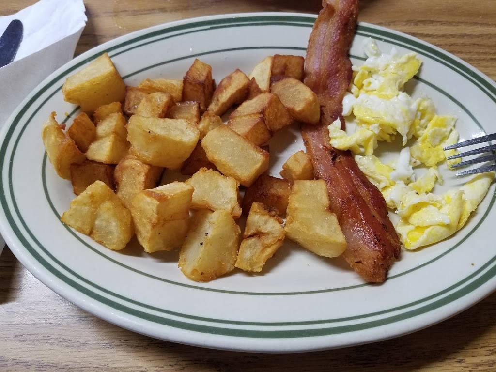 Wilmas Kountry Kitchen | restaurant | 113 N 12th St, Mayfield, KY 42066, USA | 2702479153 OR +1 270-247-9153