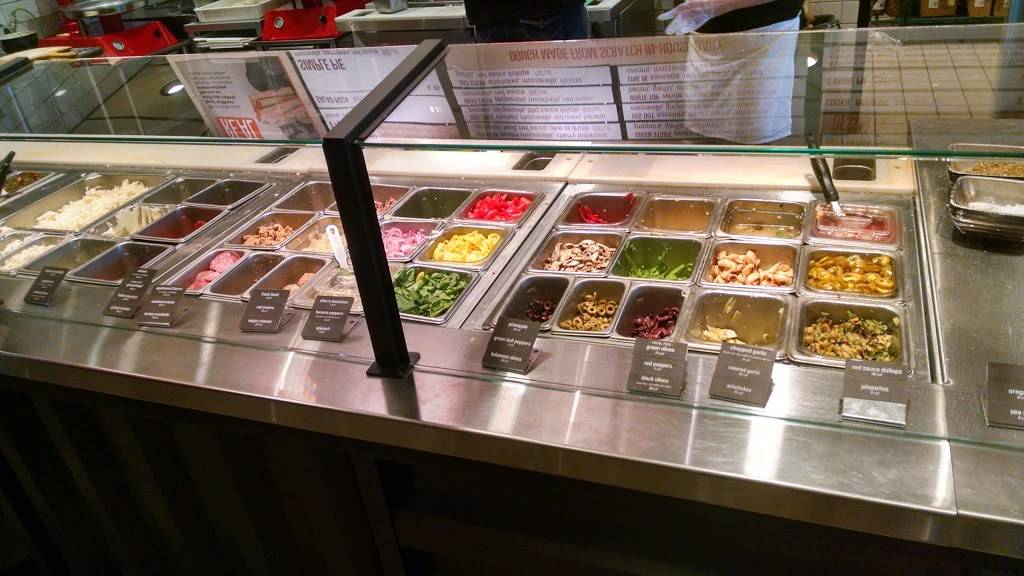 Blaze Pizza | meal takeaway | 300 W Martin Luther King Jr Pkwy, Des Moines, IA 50309, USA | 5155181393 OR +1 515-518-1393
