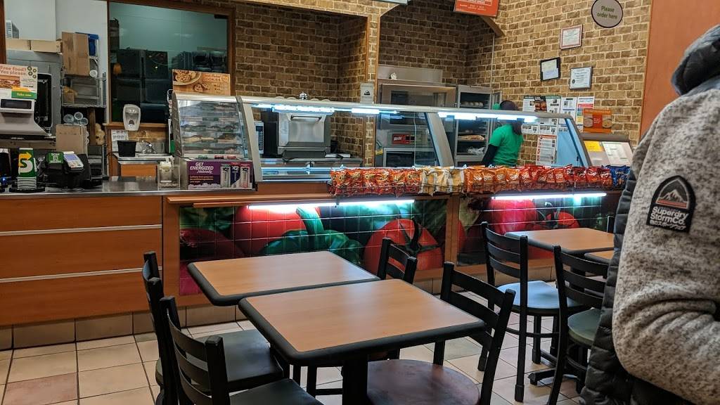Subway | meal takeaway | 2008 Johnston St Suite A, Lafayette, LA 70503, USA | 3372610670 OR +1 337-261-0670