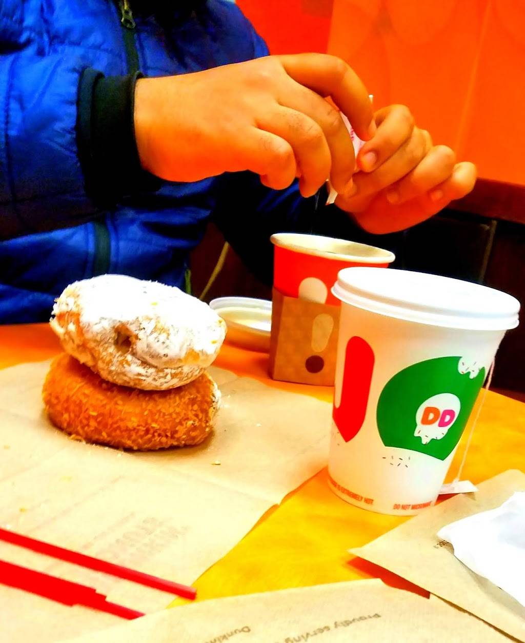 Dunkin Donuts | cafe | 1600 N Olden Ave, Ewing Township, NJ 08638, USA | 6093945500 OR +1 609-394-5500