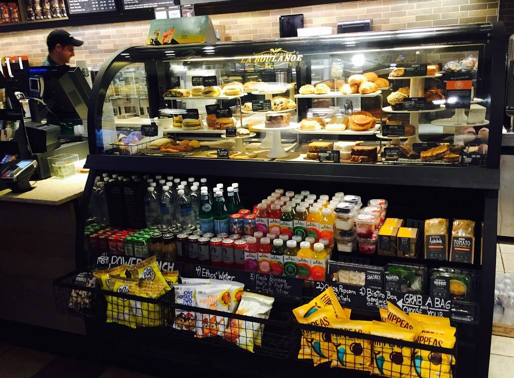 Starbucks | cafe | 1735 N Lynn St #020, Arlington, VA 22209, USA | 7034657425 OR +1 703-465-7425