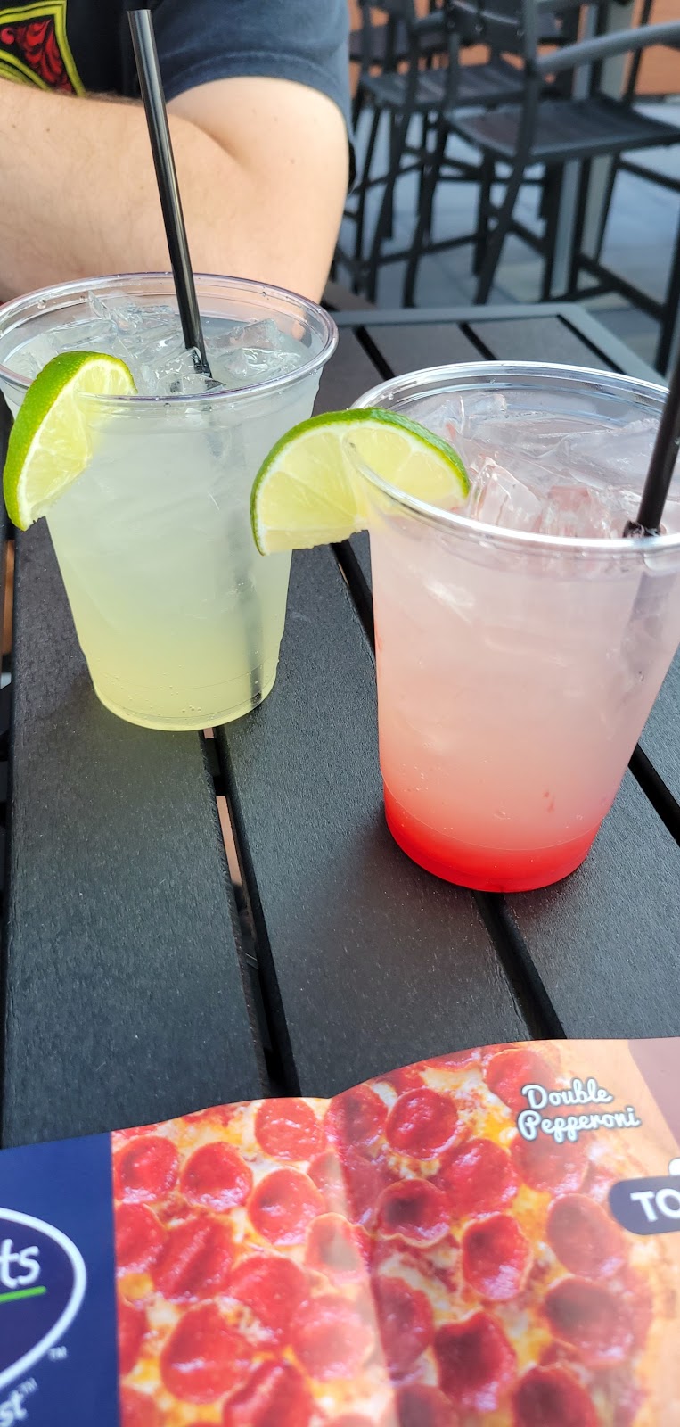 Zora Rooftop Bar | restaurant | 2120 Ingersoll Ave, Des Moines, IA 50312, USA | 5152076600 OR +1 515-207-6600