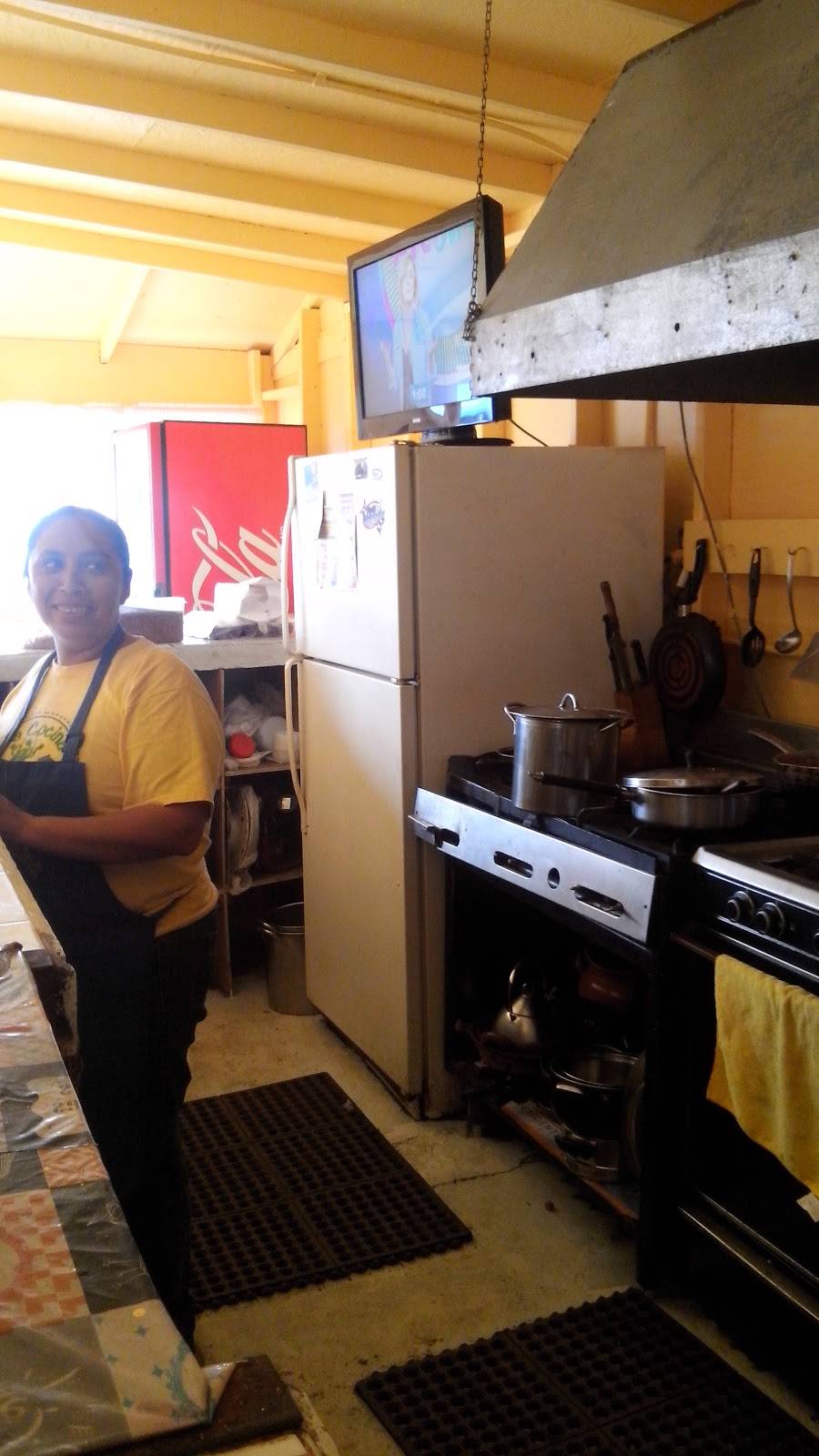 La Cocina De Gaby | restaurant | Av Dr Pedro Loyola #226, Acapulco, 22890 Ensenada, B.C., Mexico | 016462681010 OR +52 646 268 1010