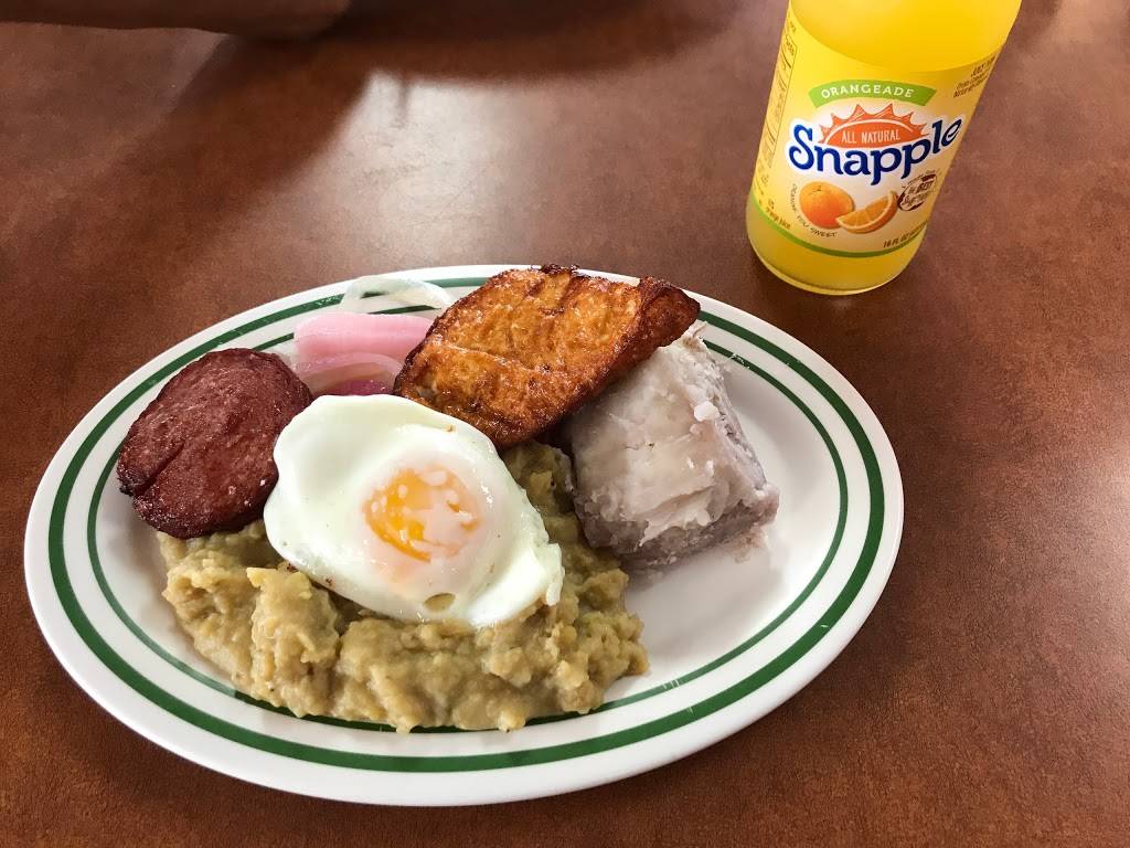 Punto Fijo II Restaurant | restaurant | 30 Howe Ave, Passaic, NJ 07055, USA | 9739286644 OR +1 973-928-6644