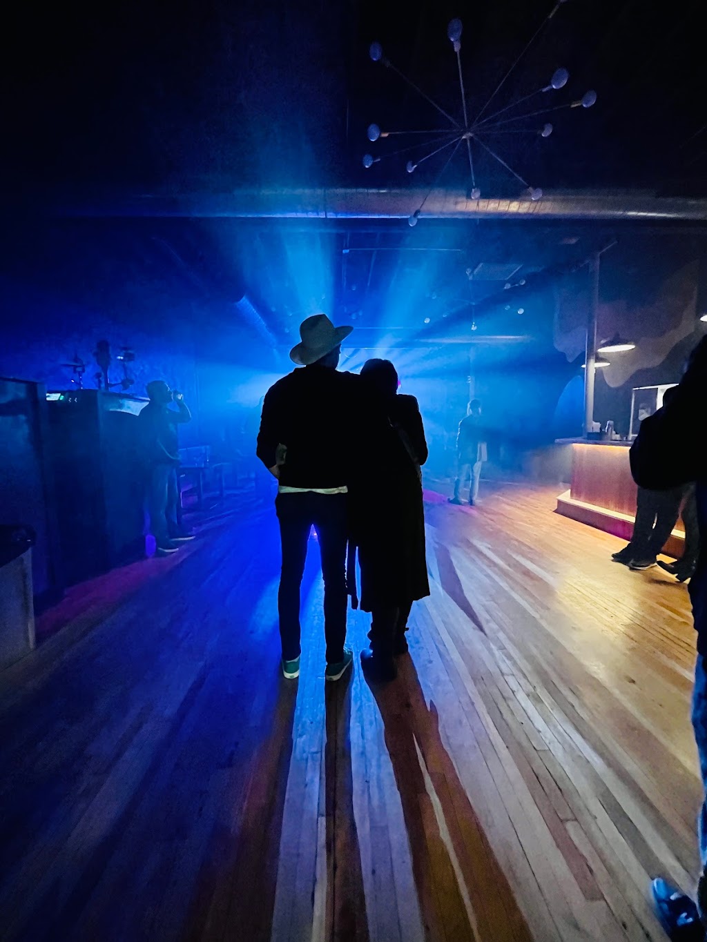 Park City Music Hall | restaurant | 2926 Fairfield Ave, Bridgeport, CT 06605, USA | 2033353655 OR +1 203-335-3655