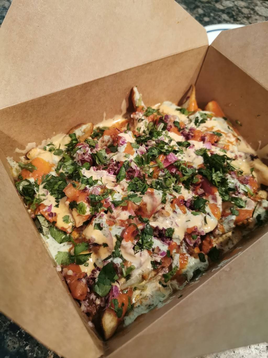 The Bollywood Tacos | restaurant | 36 Simcoe St N, Oshawa, ON L1G 4S1, Canada | 9055765030 OR +1 905-576-5030