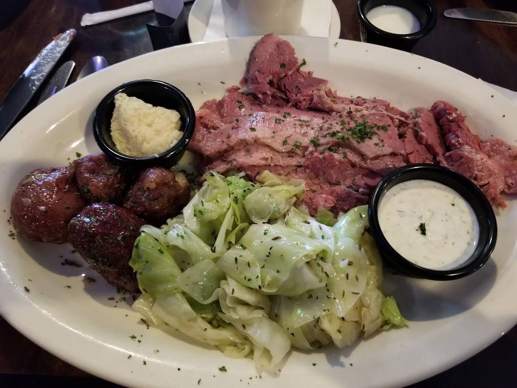 Coach’s Corner Bar & Grill | restaurant | 622 S State St, Belvidere, IL 61008, USA | 8155663439 OR +1 815-566-3439
