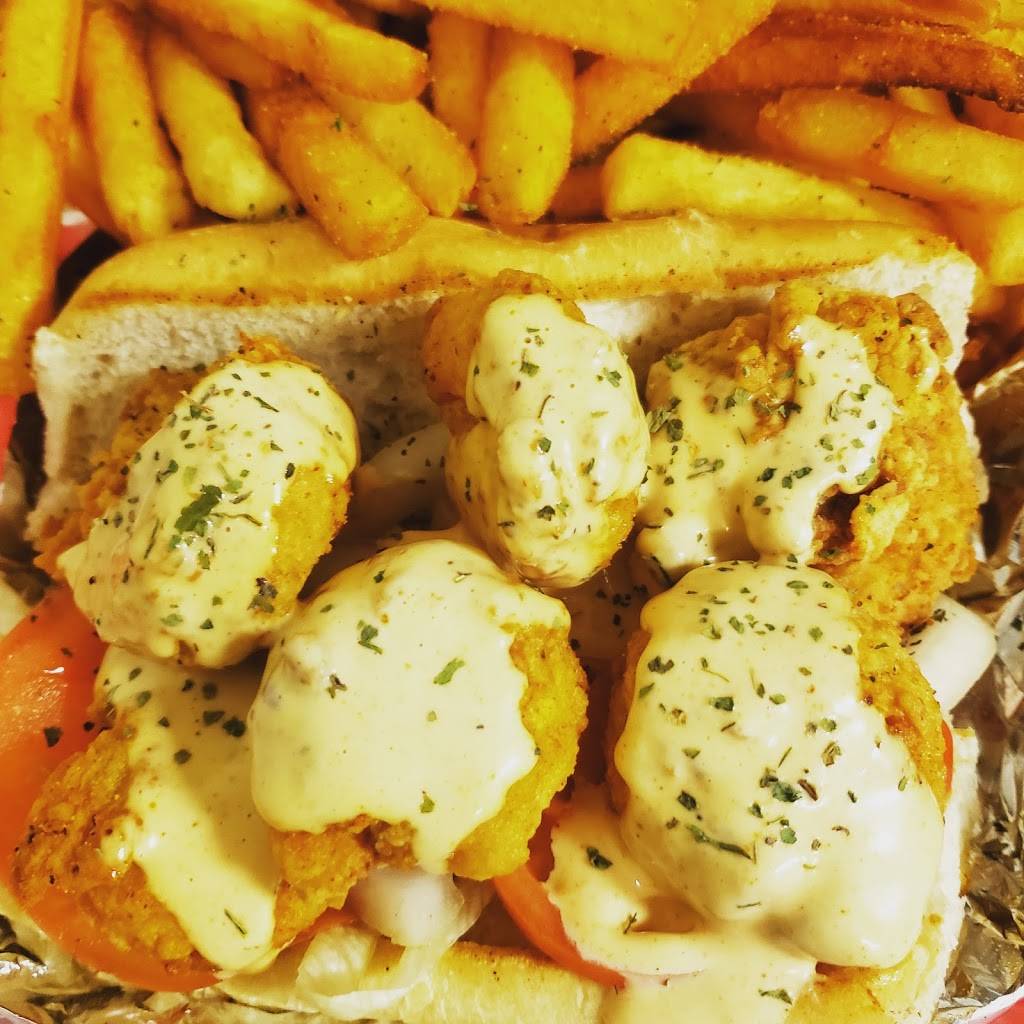 Traditionz Express | restaurant | 323 Cavalier Square, Hopewell, VA 23860, USA | 8044526058 OR +1 804-452-6058