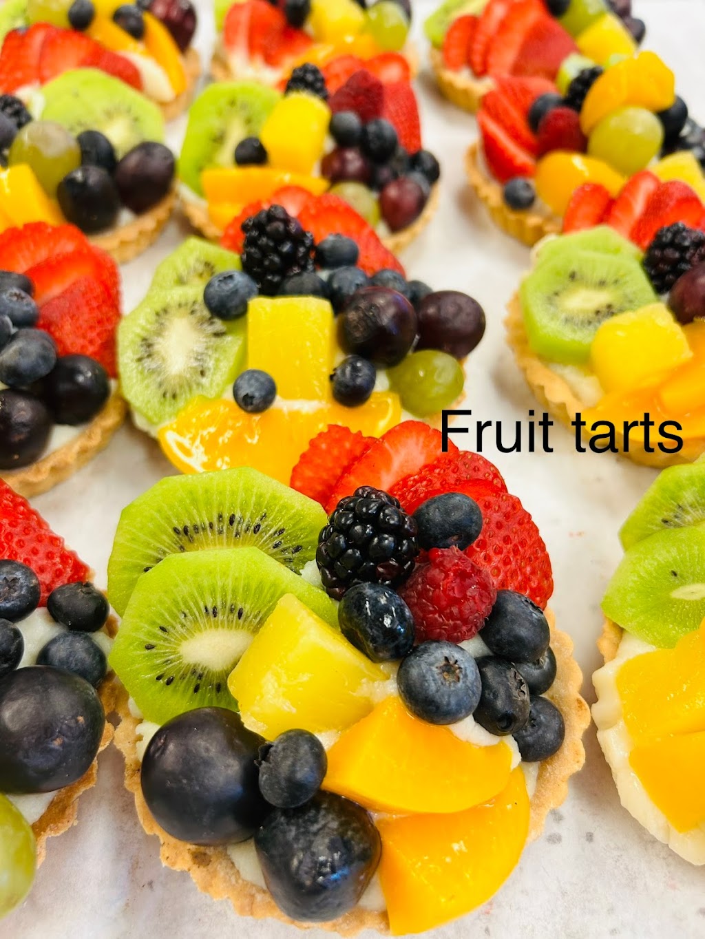 New York West Pastry & Bake Shop | bakery | 10101 W Grand Ave, Sun City, AZ 85351, USA | 6235837620 OR +1 623-583-7620